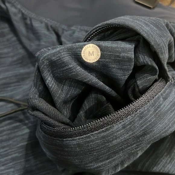 Lululemon T.H.E. Shorts Linerless 11 in Heather Allover Iron Blue True Navy - Picture 3 of 6